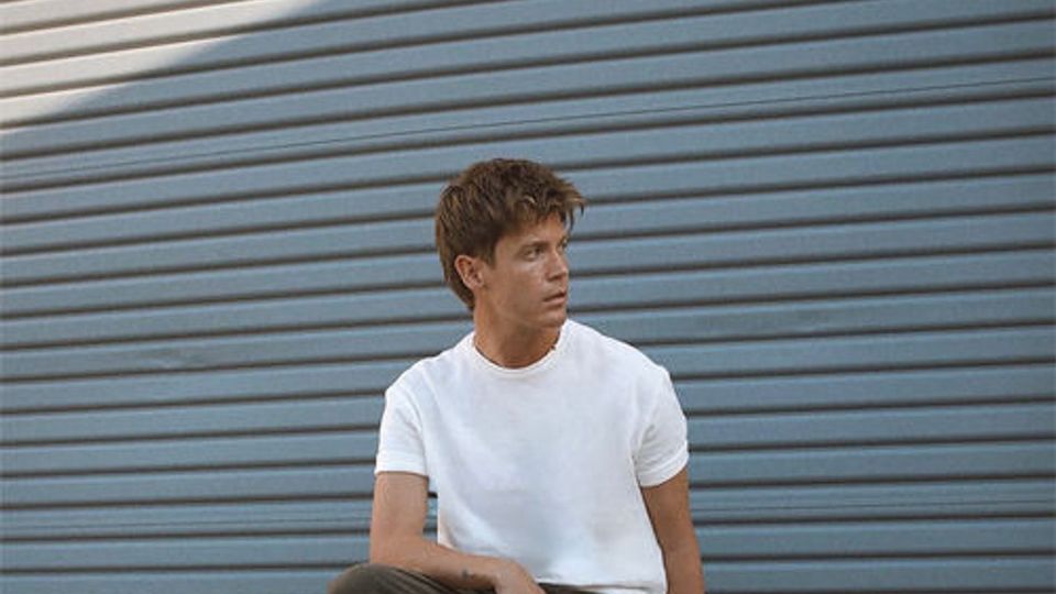 Jamie Miller's 'Babydoll' Eyes Second Week at Number 1