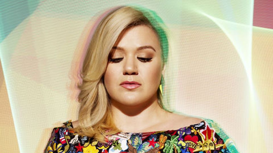 凯莉·克拉克森 (Kelly Clarkson) 与布鲁克林 Art of Play 商店因购买自动机发生纠纷